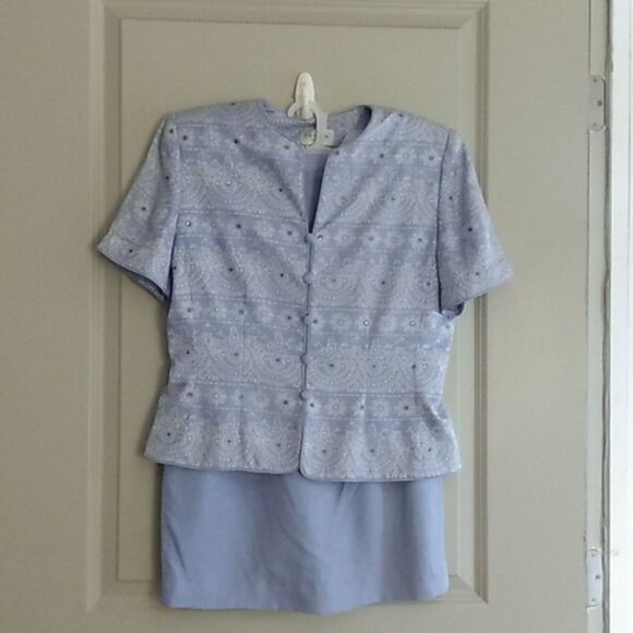 PA PELL 2 piece suit sz 10P - Picture 1 of 4